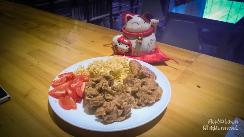 炸鸡，黄心白菜，圣女果